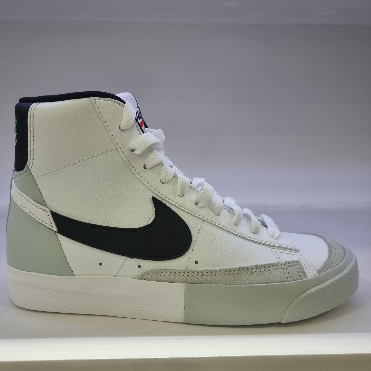 Blazer Mid SUMMIT WHITE
