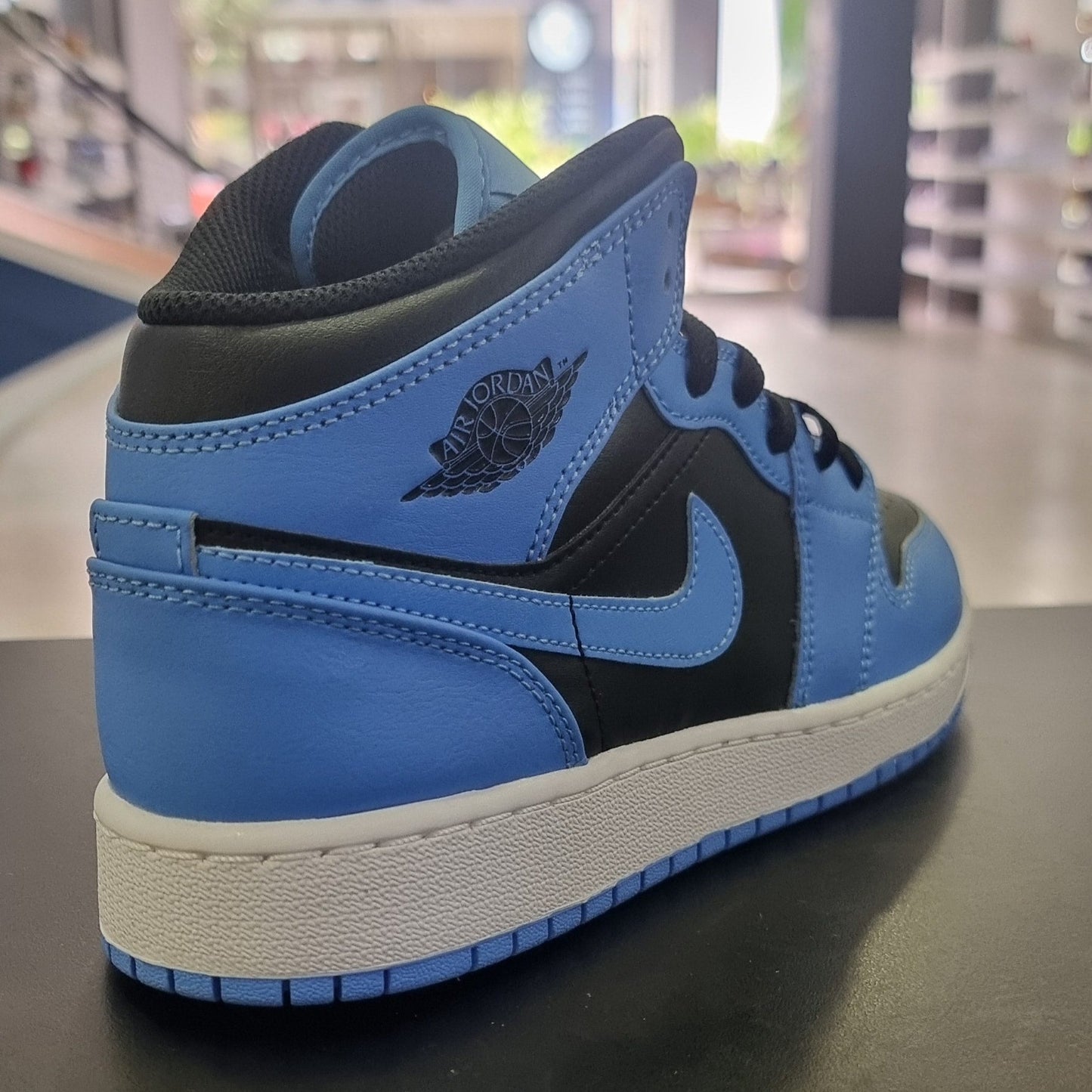 Jordan 1 Mid University Blue Black