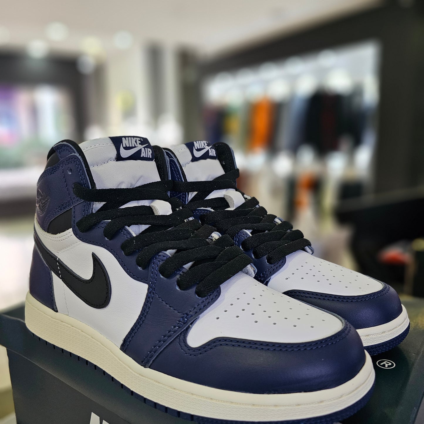 Jordan 1 Retro High Midnight Navy