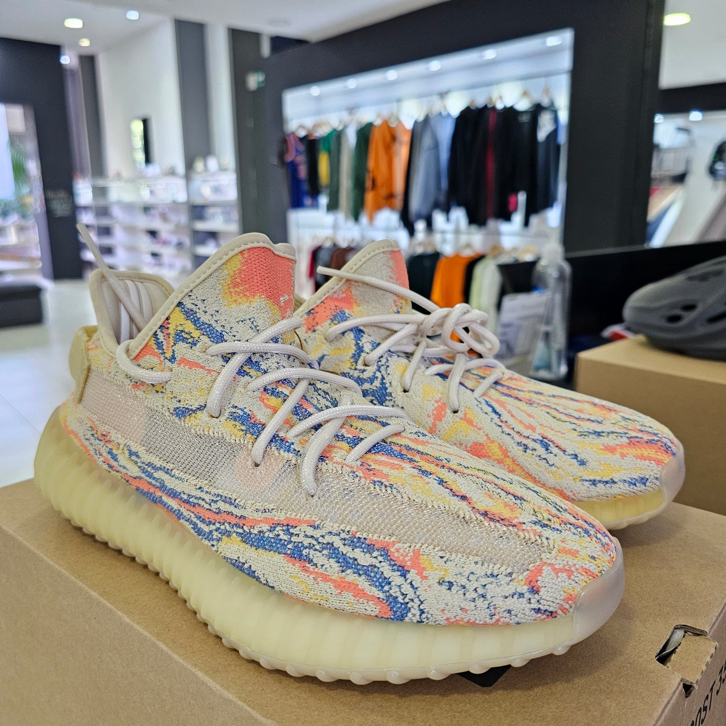 Yeezy Boost 350 V2 MX Oat