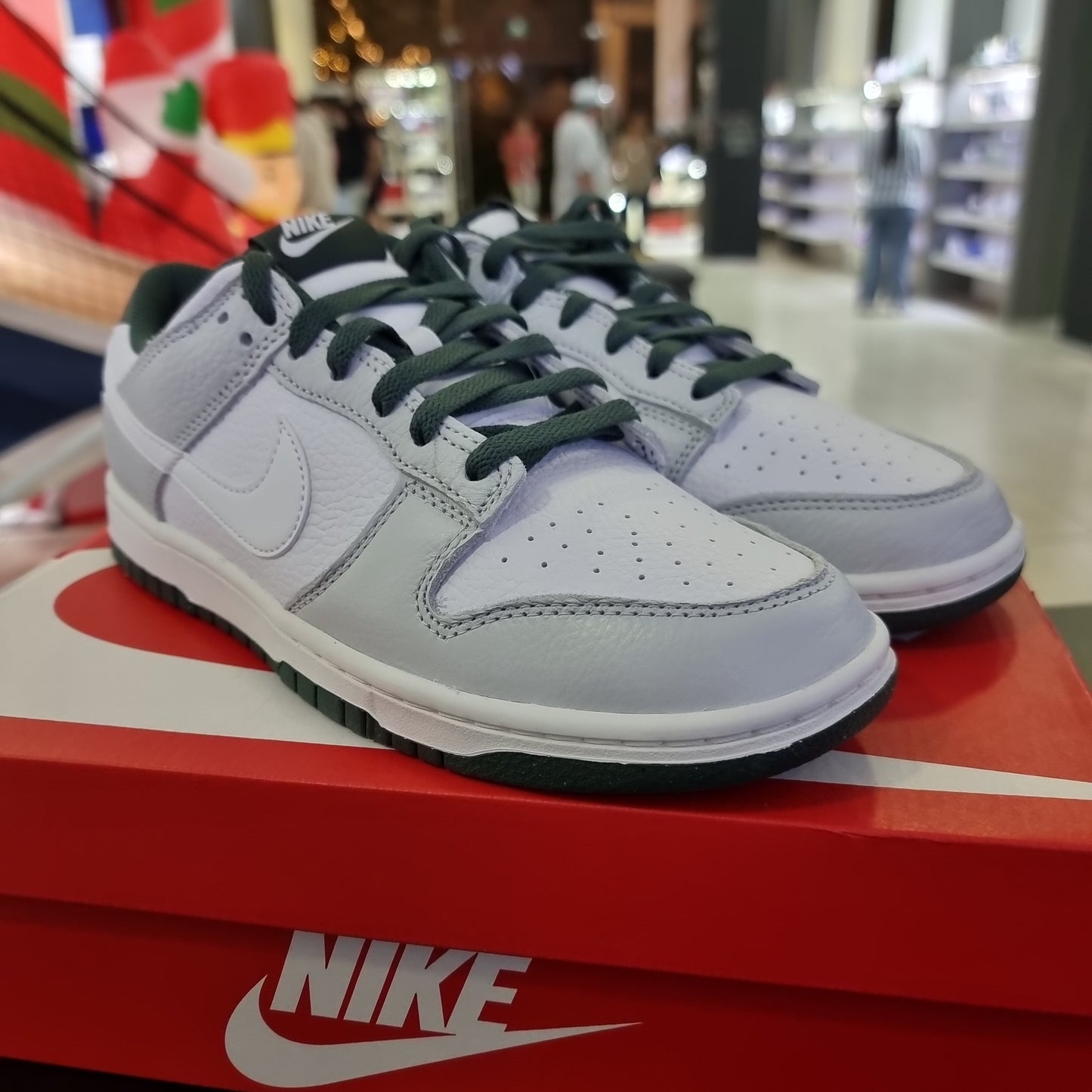 Dunk Low Photon Dust Vintage Green