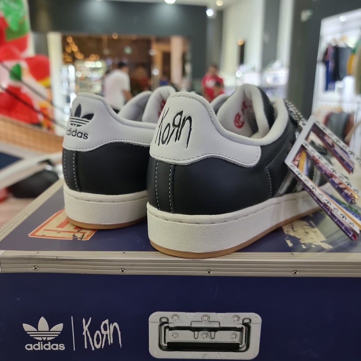 adidas Originals Korn Superstar Black