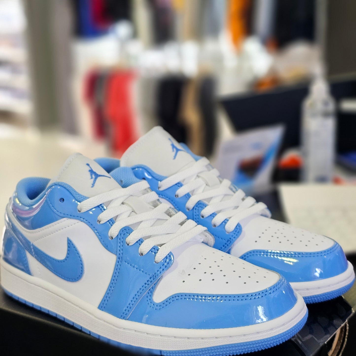 Jordan 1 Low Legend Blue White