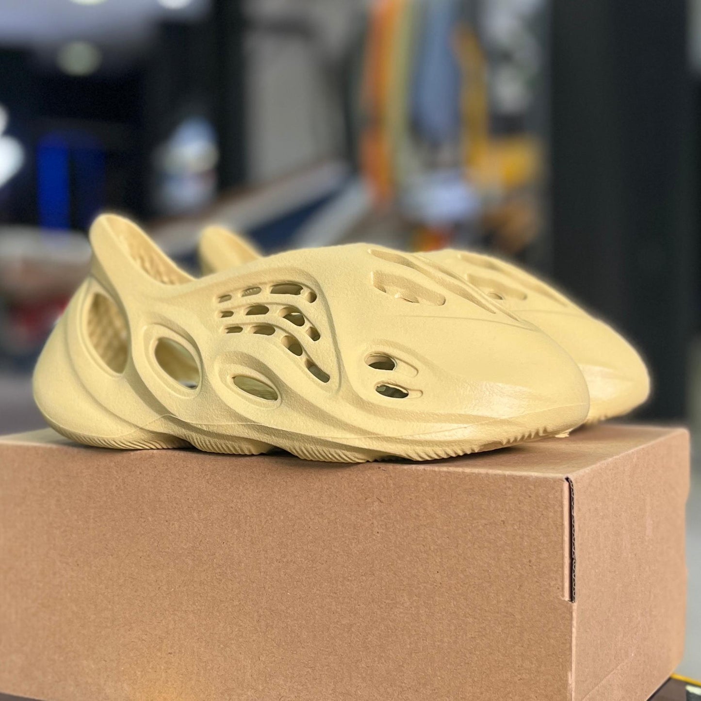 Adidas Yeezy Foam Runner Sulfur