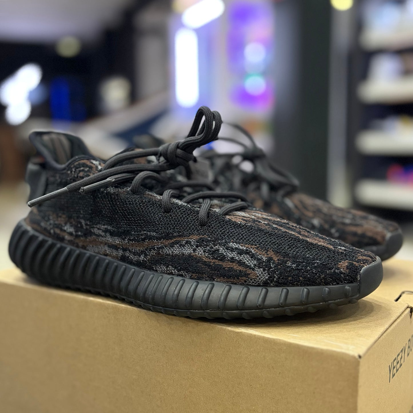 Yeezy Boost 350 MX Rock