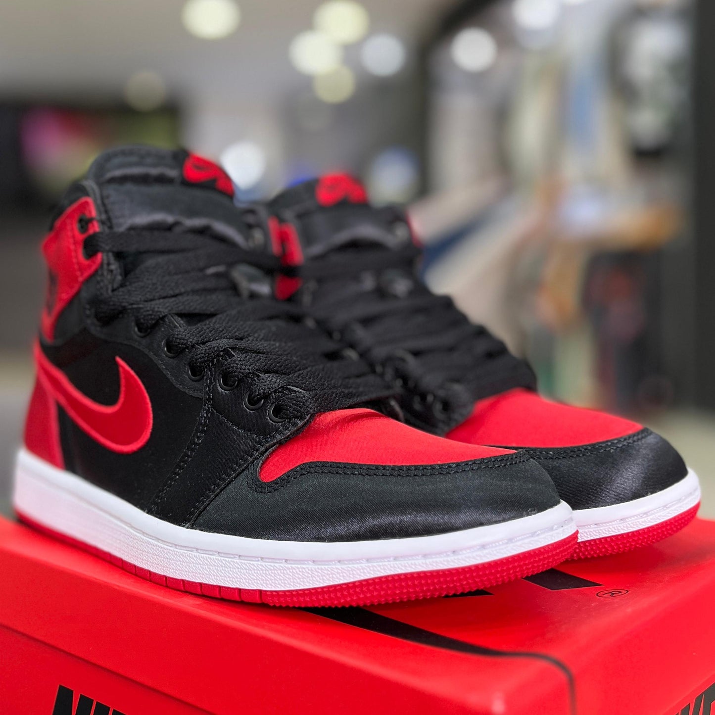 Jordan 1 High Satin Bred
