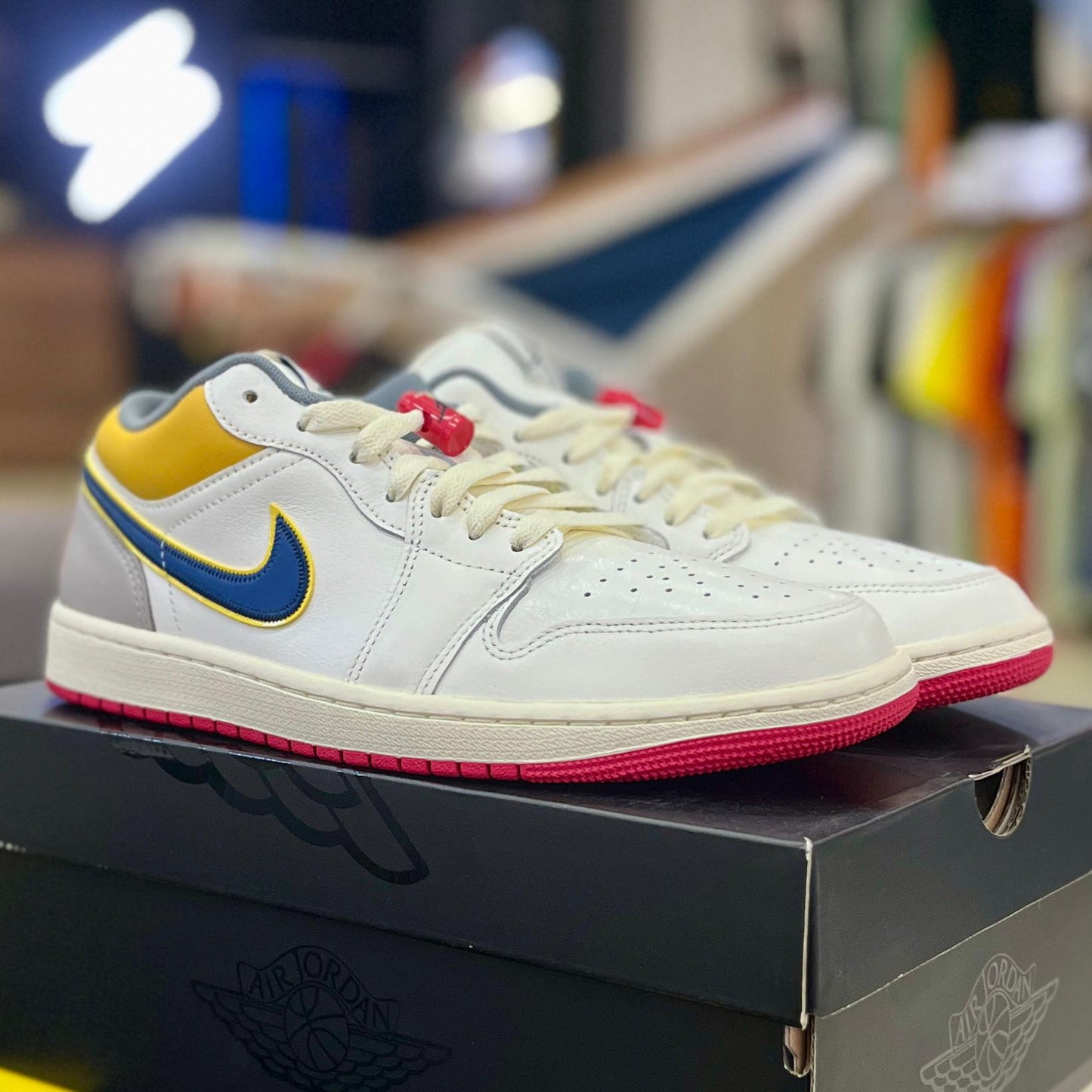 Jordan 1 Low Premium Sail Yellow Ochre