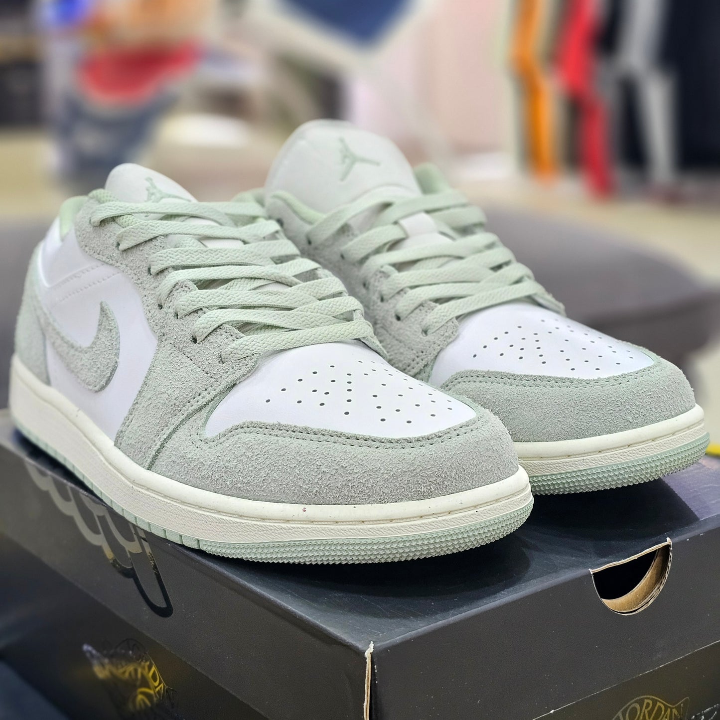 Jordan 1 Low Seafoam