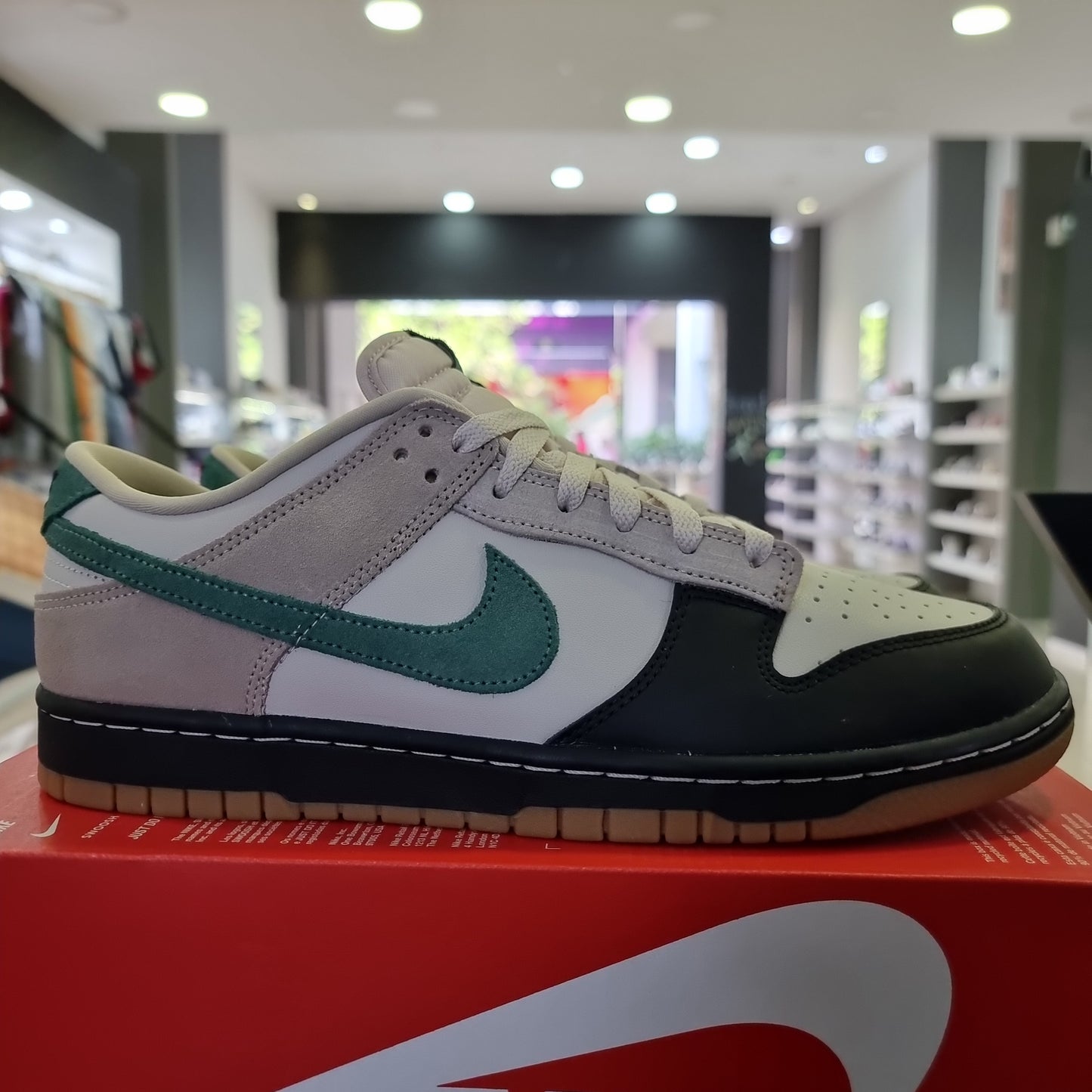 Dunk Low Black Toe Bicoastal