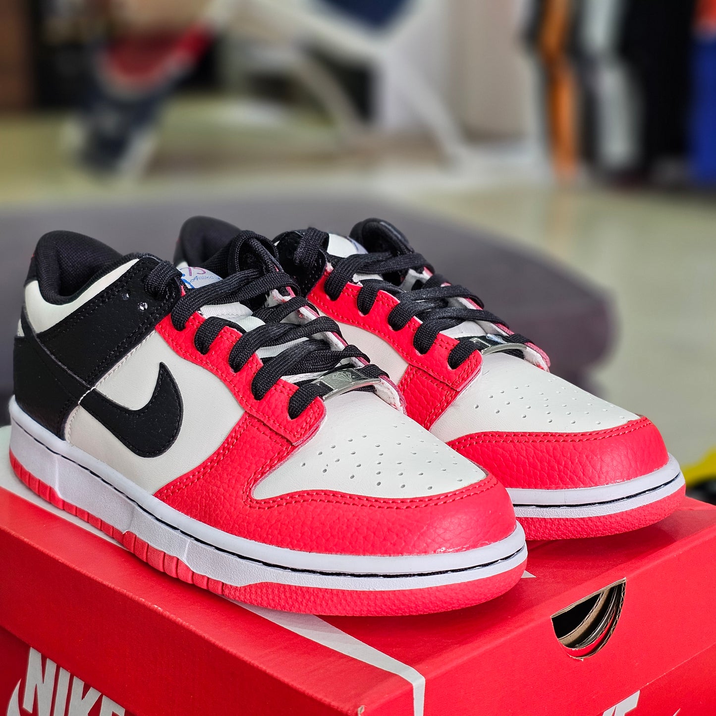 Dunk Low EMB 75th Anniversary Bulls