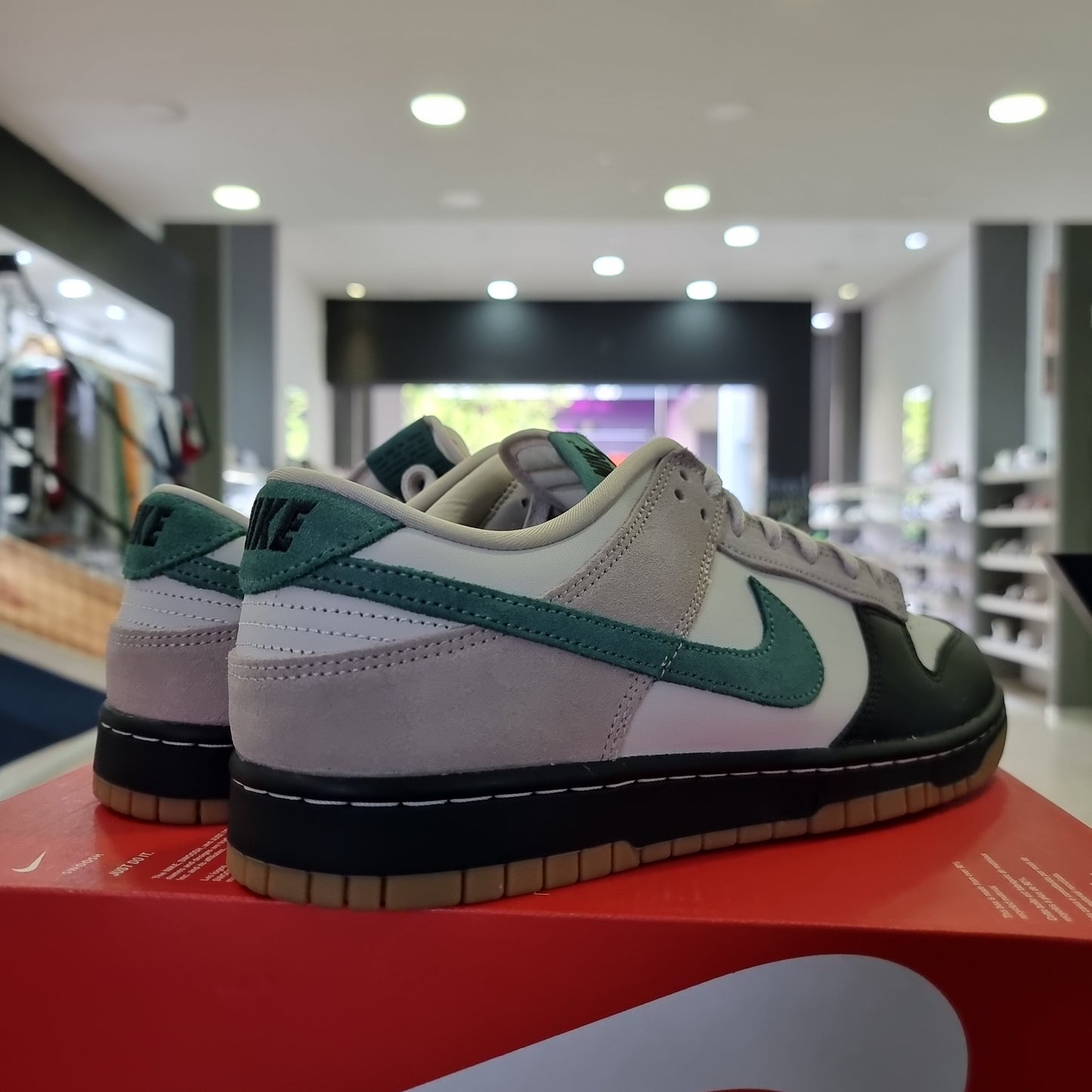 Dunk Low Black Toe Bicoastal