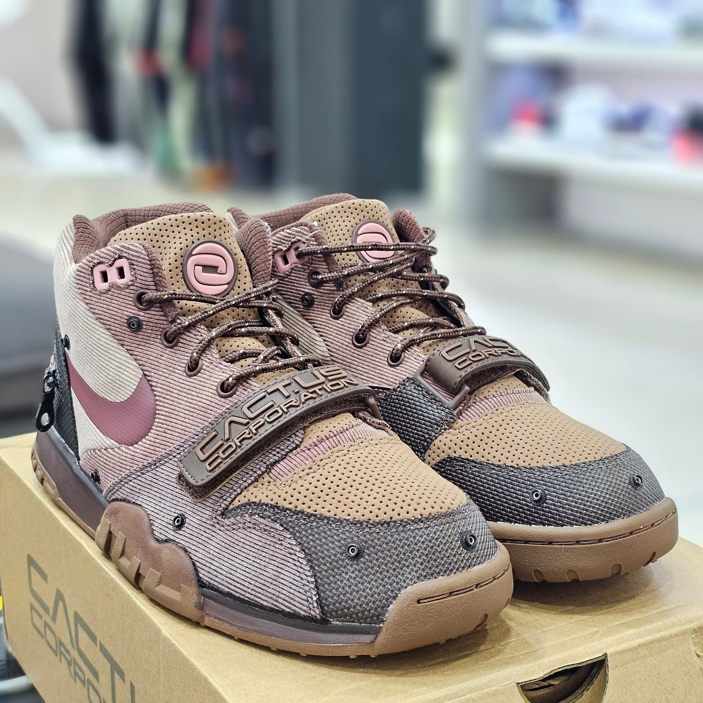 Nike x Travis Scott Air Trainer 1 SP Chocolate