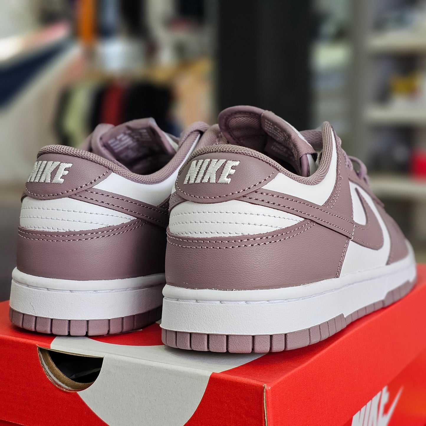 Dunk Low Violet Ore