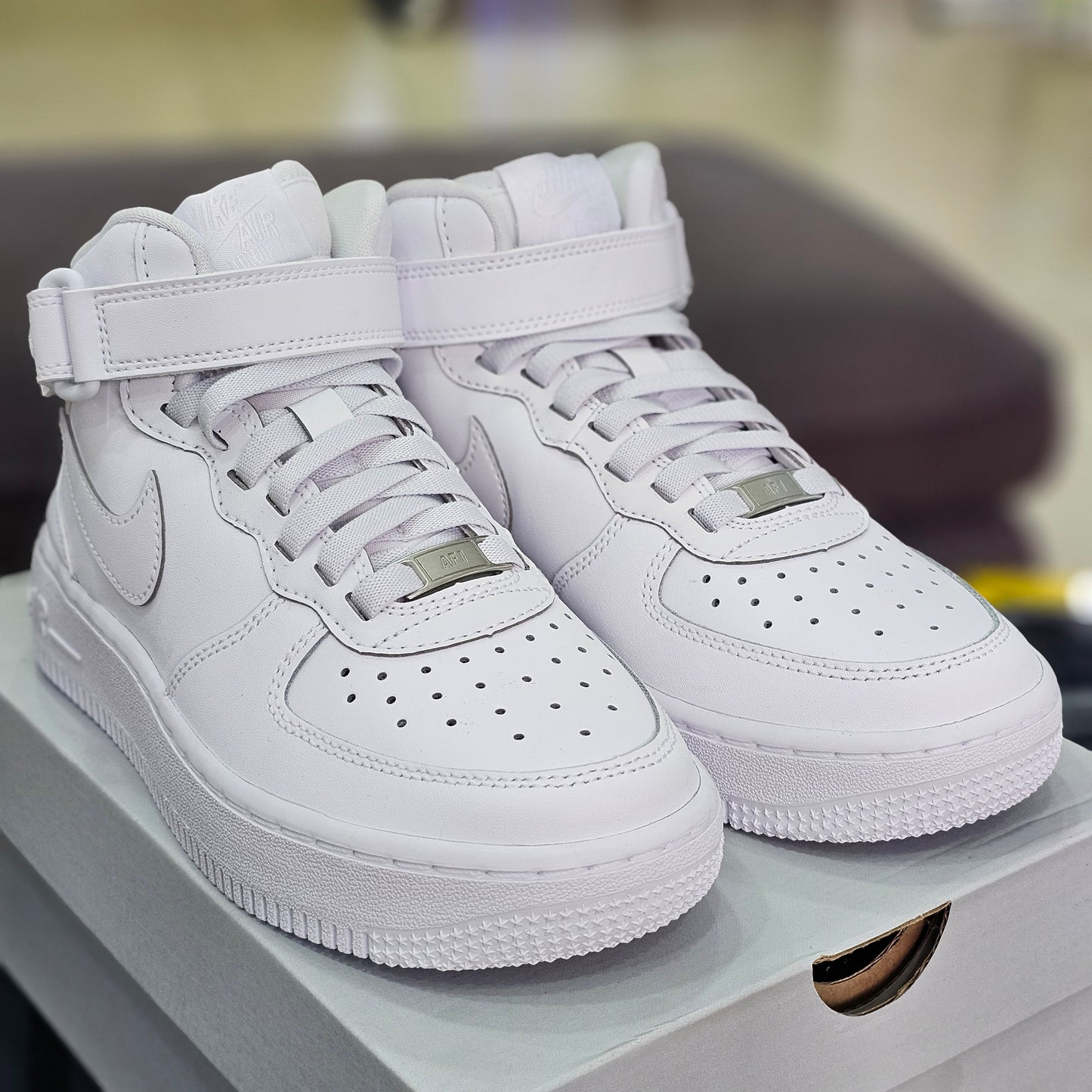 Air Force 1 Mid Easyon Clasico