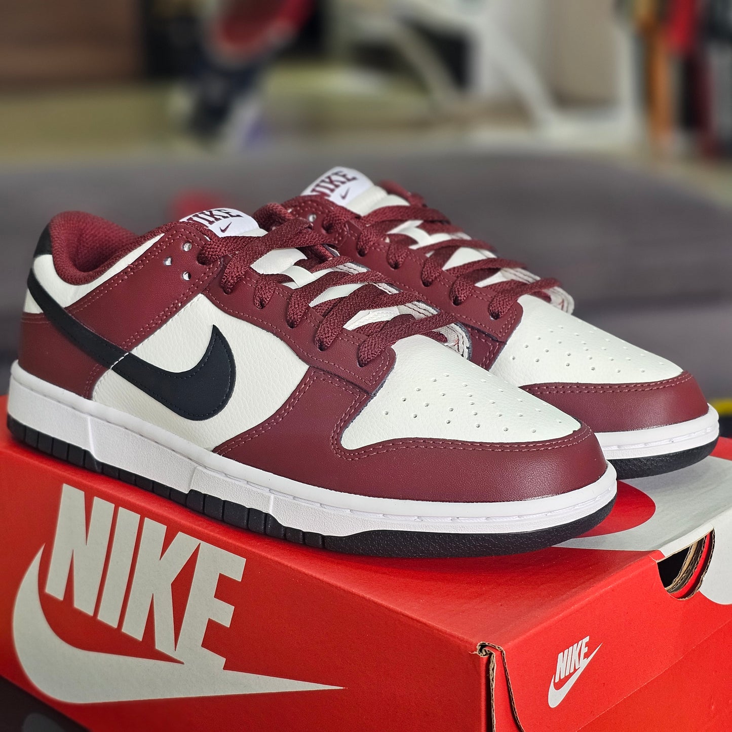 Dunk Low Dark Team Red