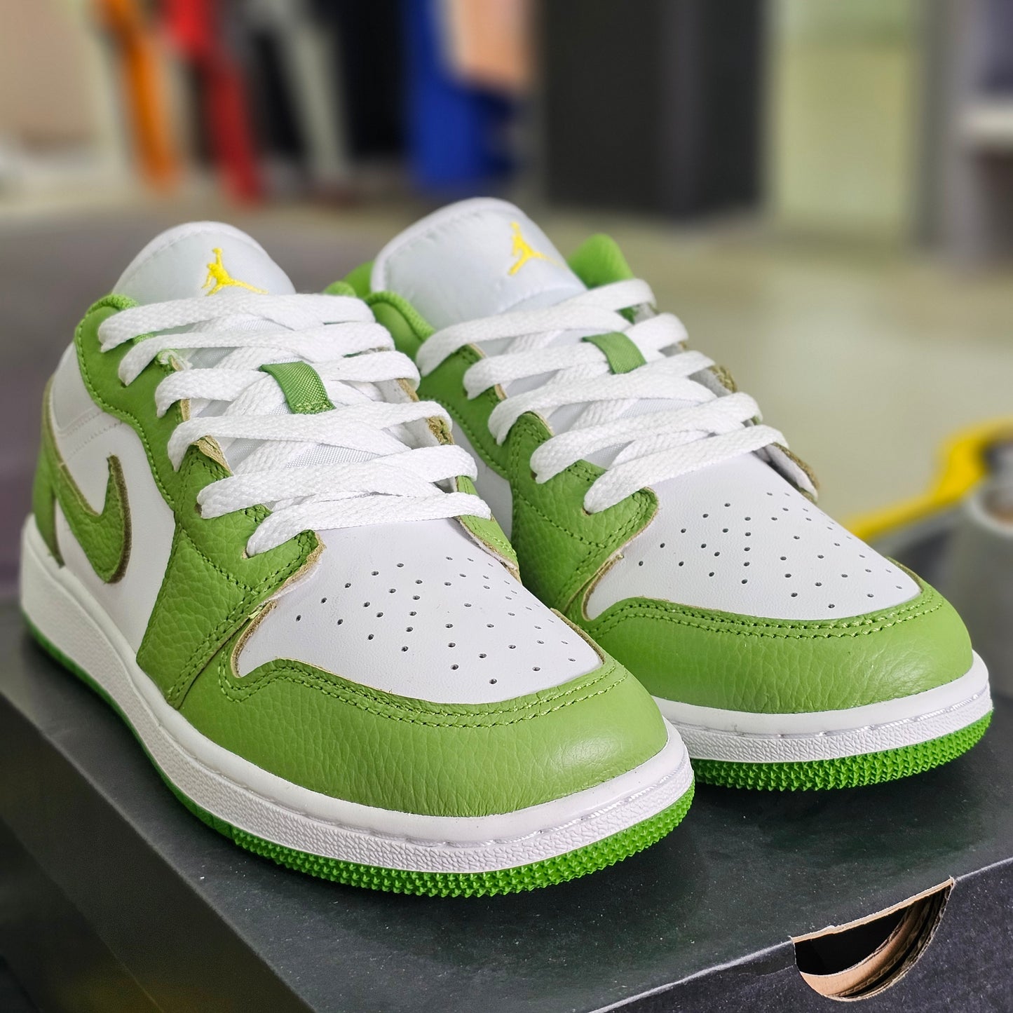 Jordan 1 Low Chlorophyll