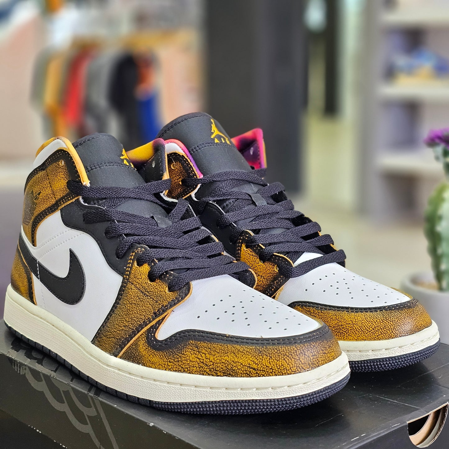 Jordan 1 Mid Wear Away Taxi