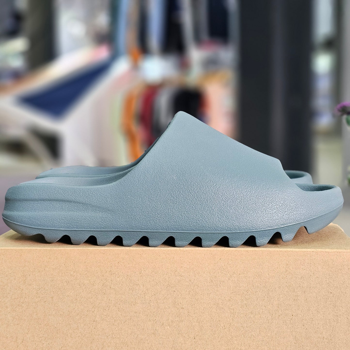 Yeezy Slide Slate Marine