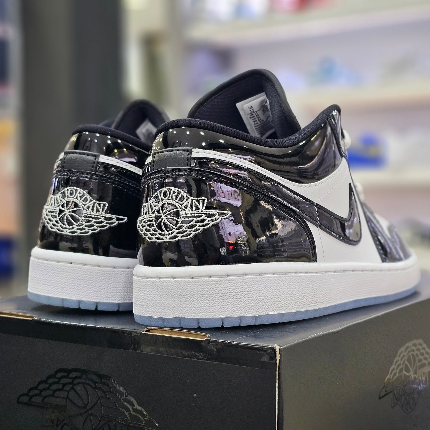 Jordan 1 low concord