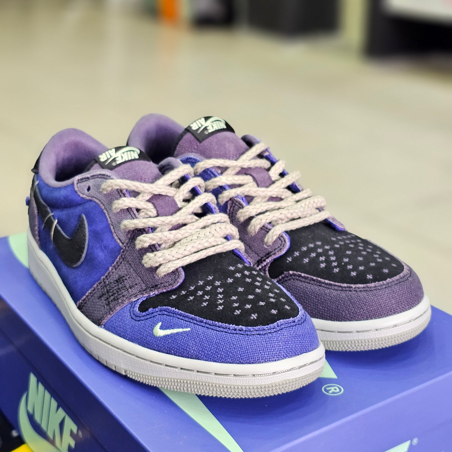 Jordan 1 Retro Low OG Zion Williamson Voodoo Alternate