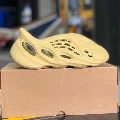 Adidas Yeezy Foam Runner Sulfur