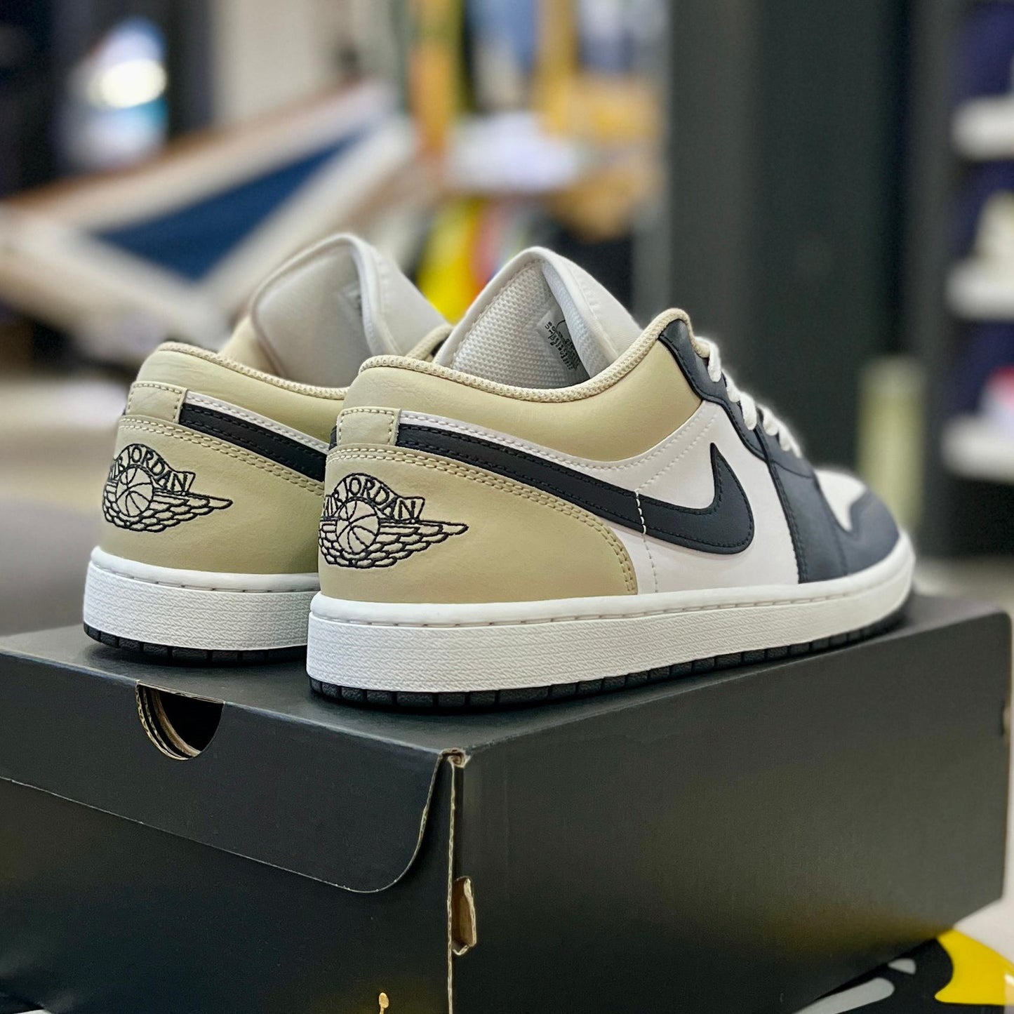 Jordan 1 Low Black Toe Rattan