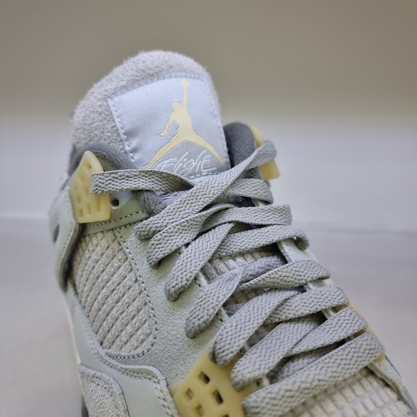 Jordan 4 Craft Photon Dust