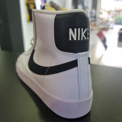 Blazer Mid 77 Next Nature White Black