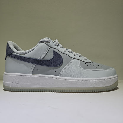 Air Force 1 '07 LV8 Pure Platinum Light Carbon