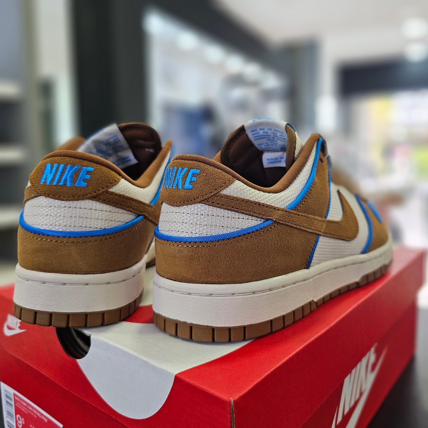 Dunk Low Light British Tan