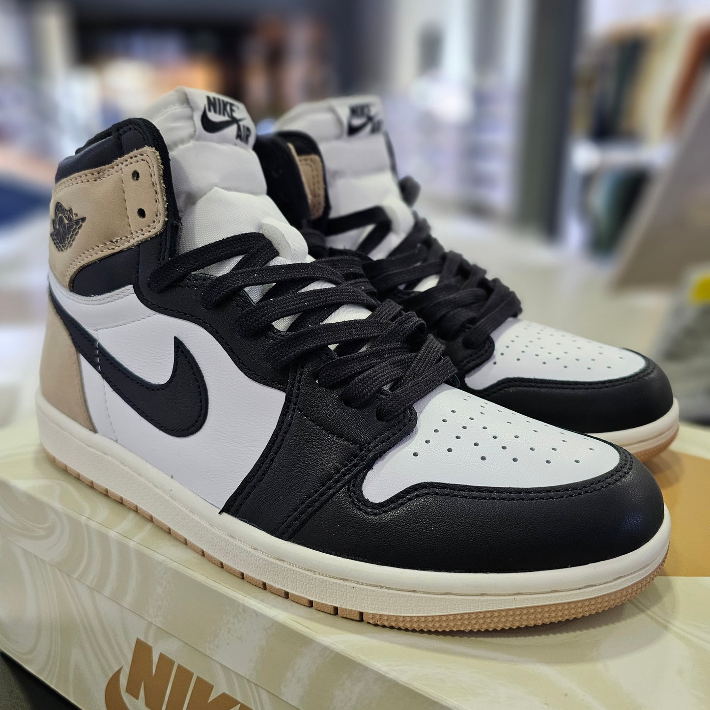 Jordan 1 High Latte