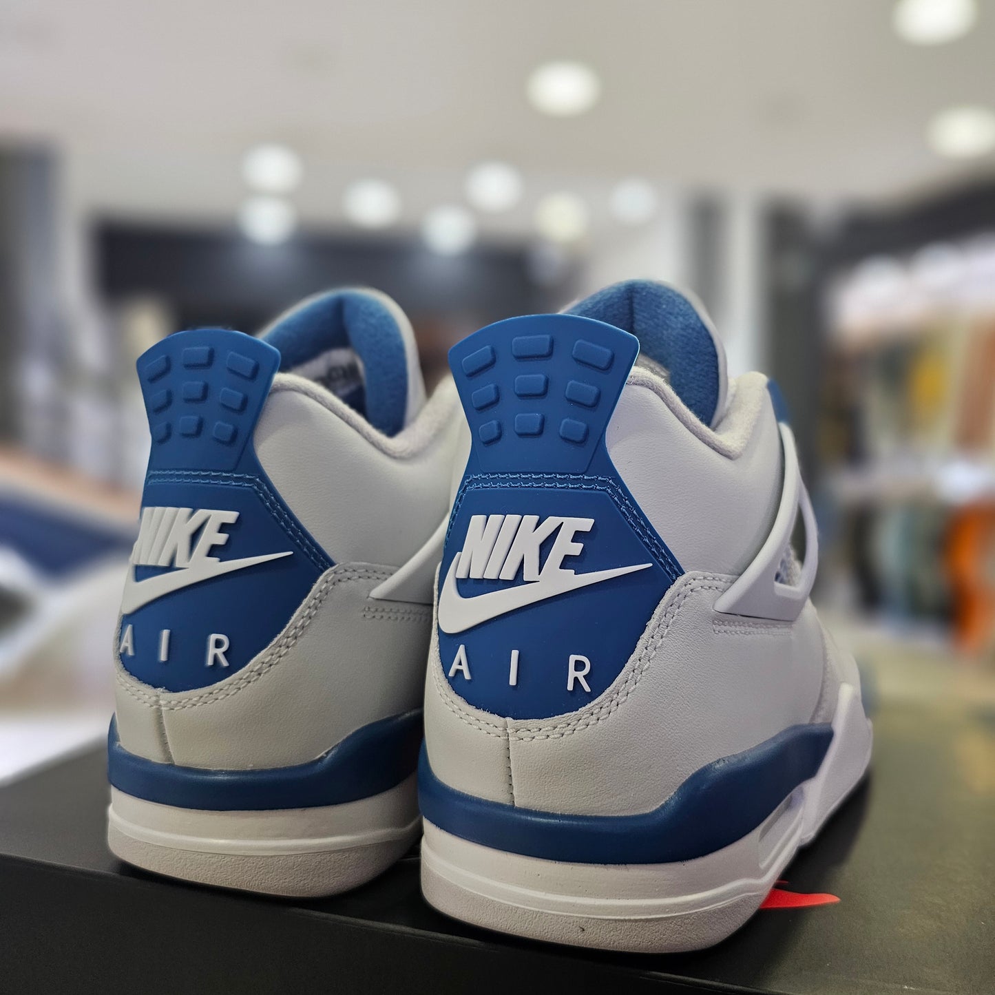 Jordan 4 Retro Military Blue