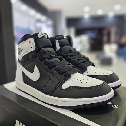 Jordan 1 High OG Black & White