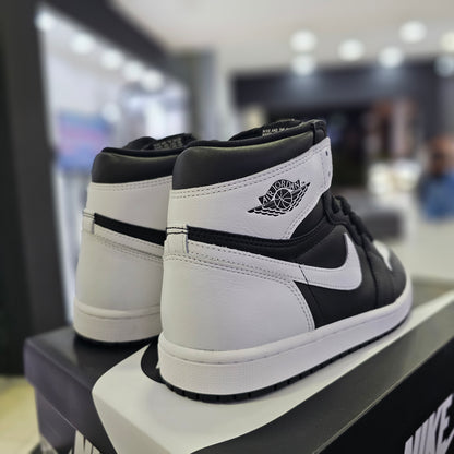 Jordan 1 High OG Black & White