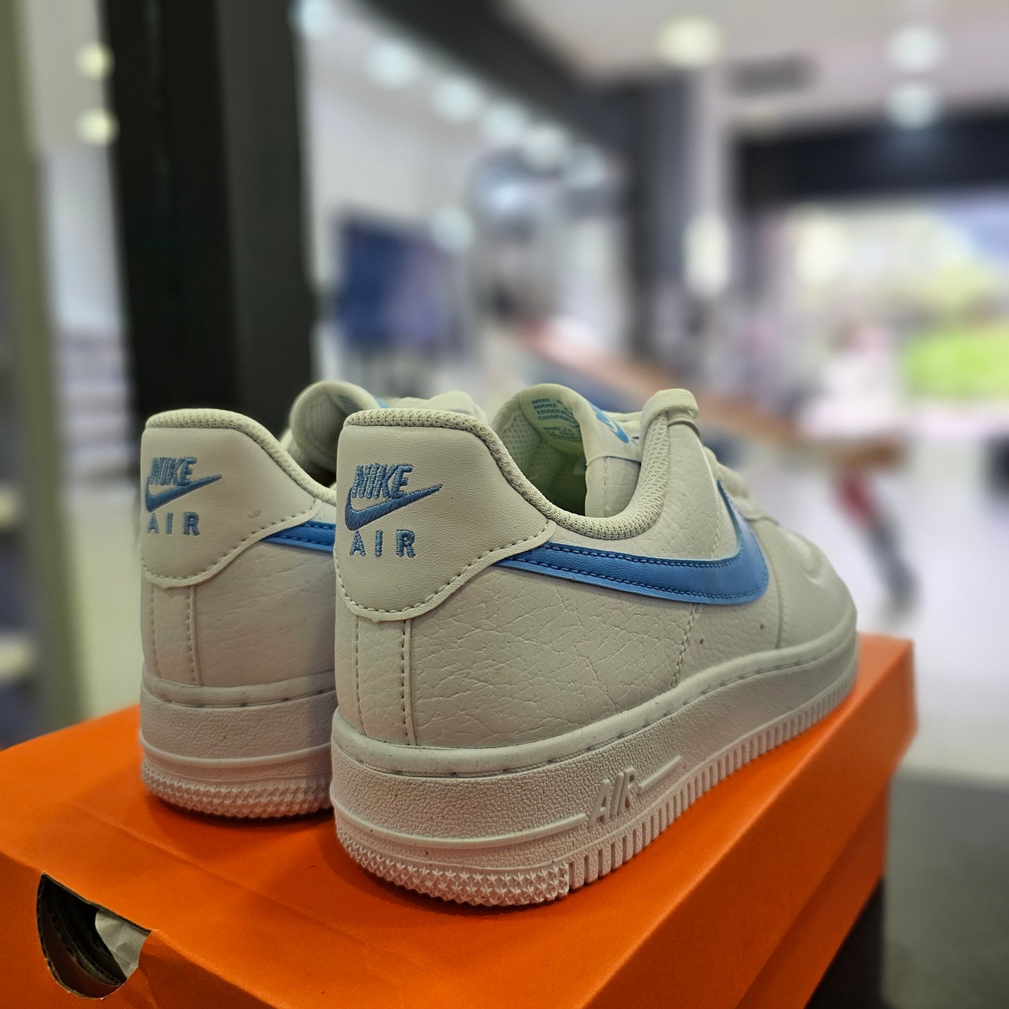 Air Force 1 Low White University Blue