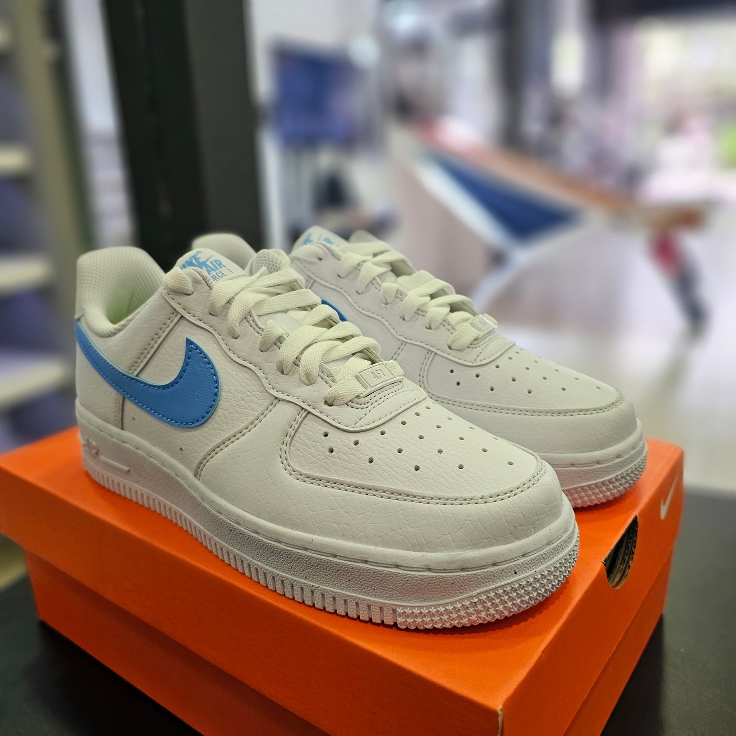 Air Force 1 Low White University Blue