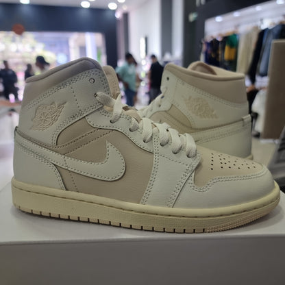 Jordan 1 Mid Legend Light Brown