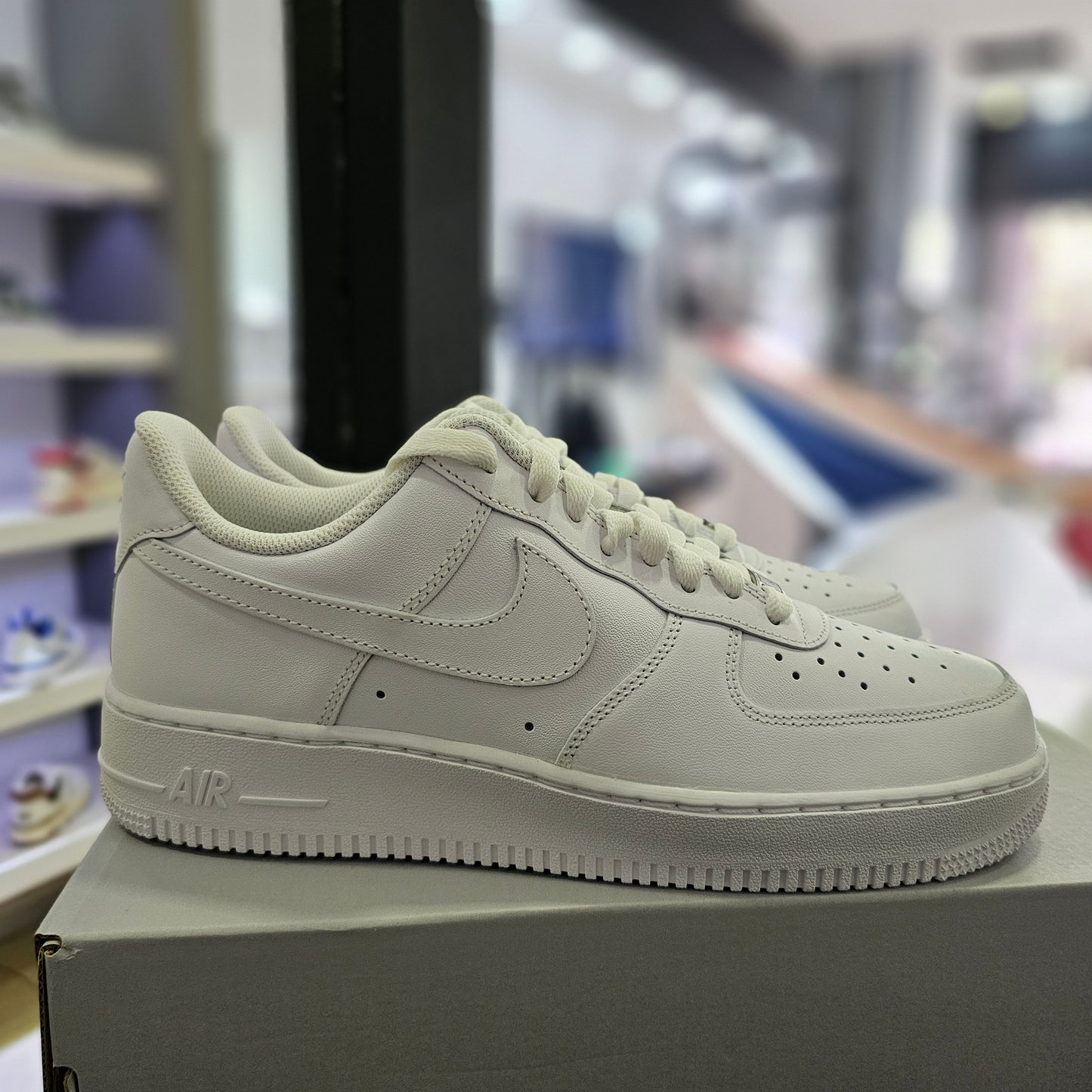 Air Force 1 Low White