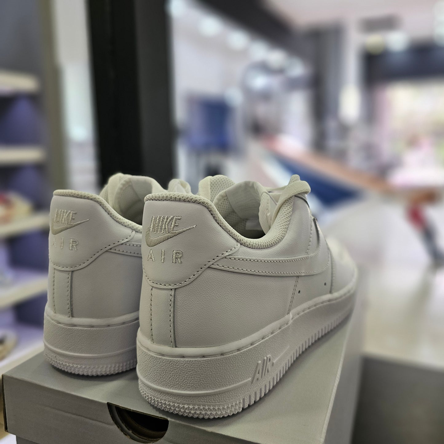 Air Force 1 Low White