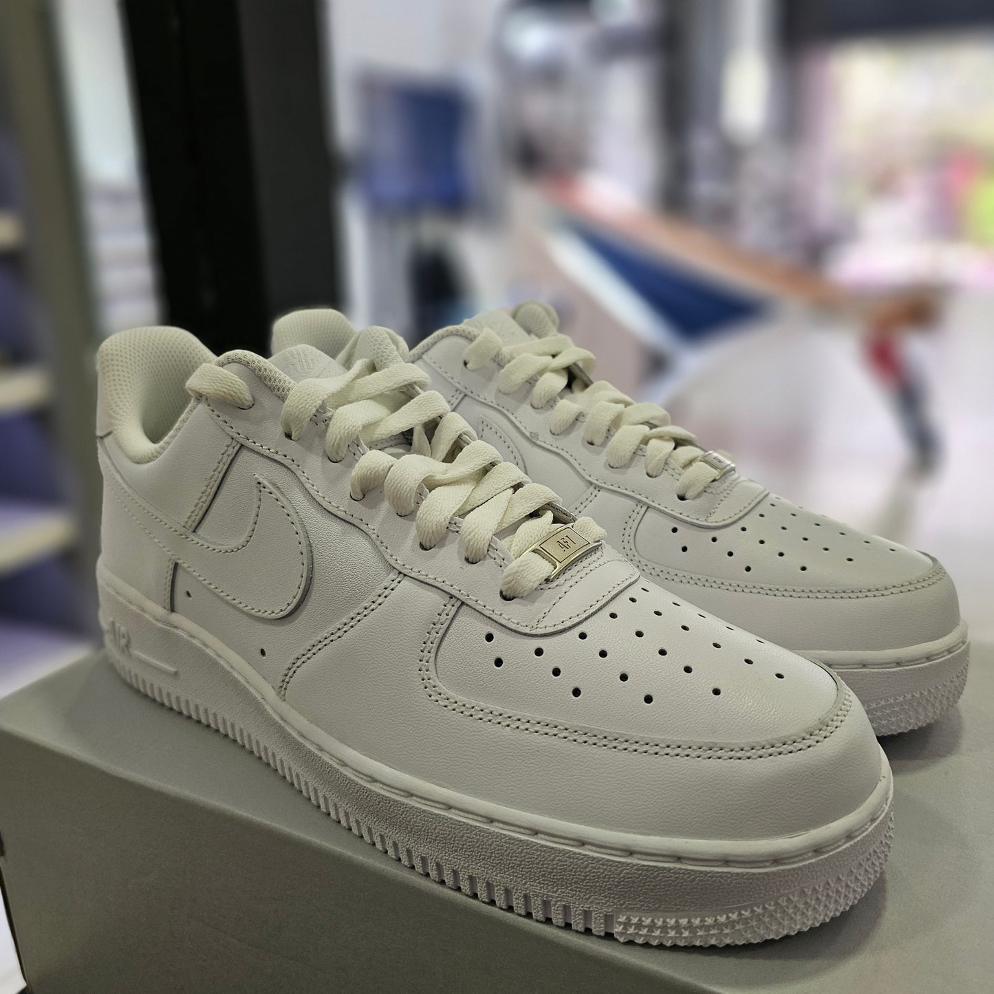 Air Force 1 Low White