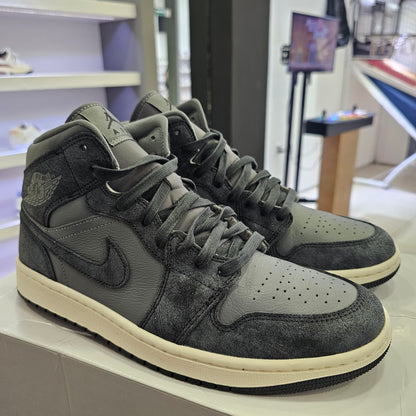 Jordan 1 Mid Distressed Smoke Grey