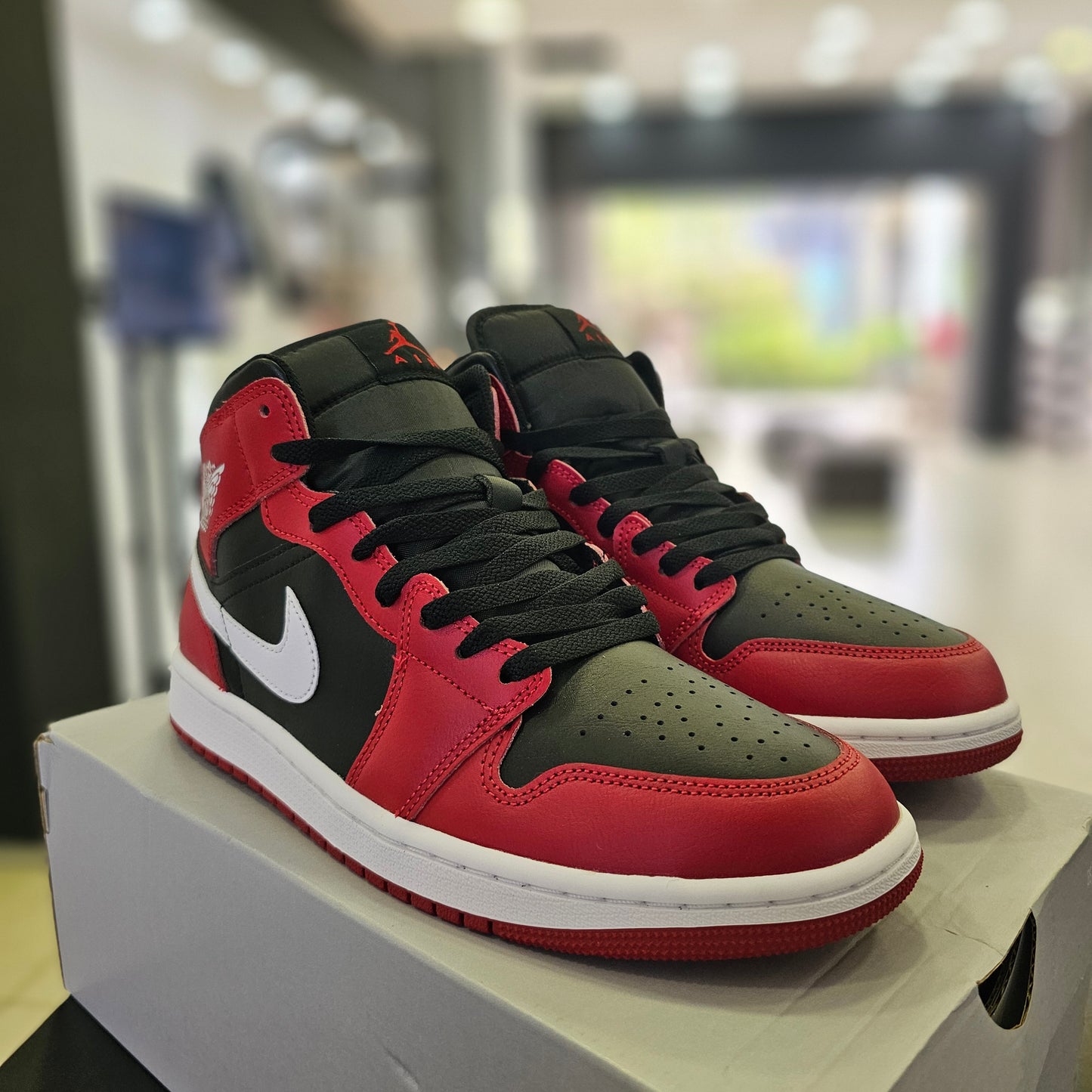 Jordan 1 Mid Gym Red Black White