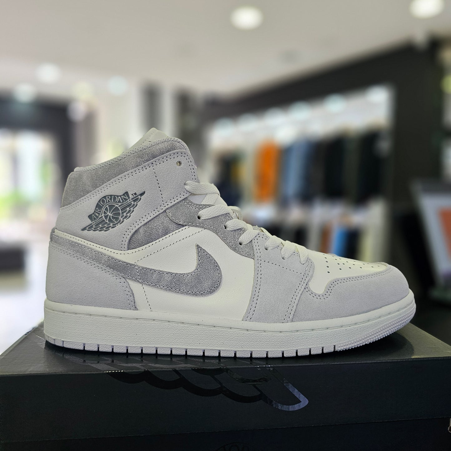 Jordan 1 Mid SE Neutral Grey Sail