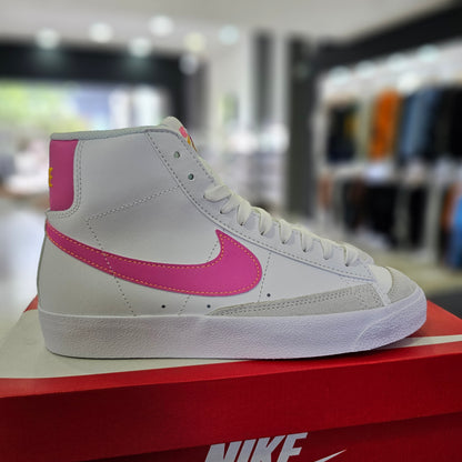 Blazer Mid Summit White Pinksicle