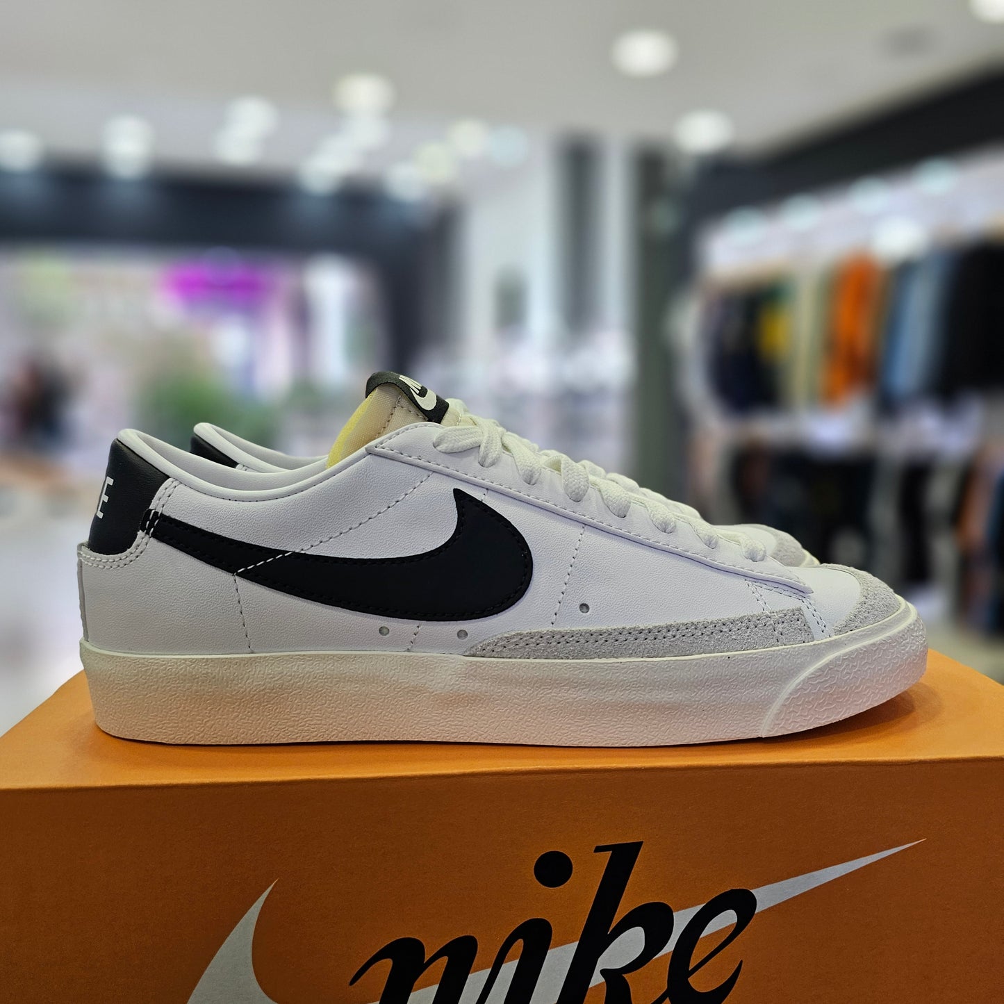 Blazer Low White Clásico