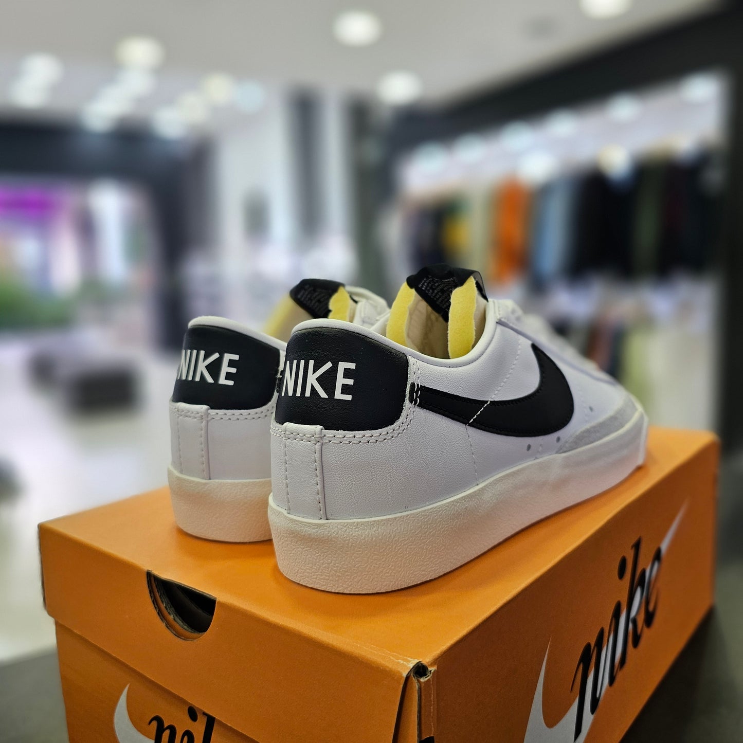 Blazer Low White Clásico