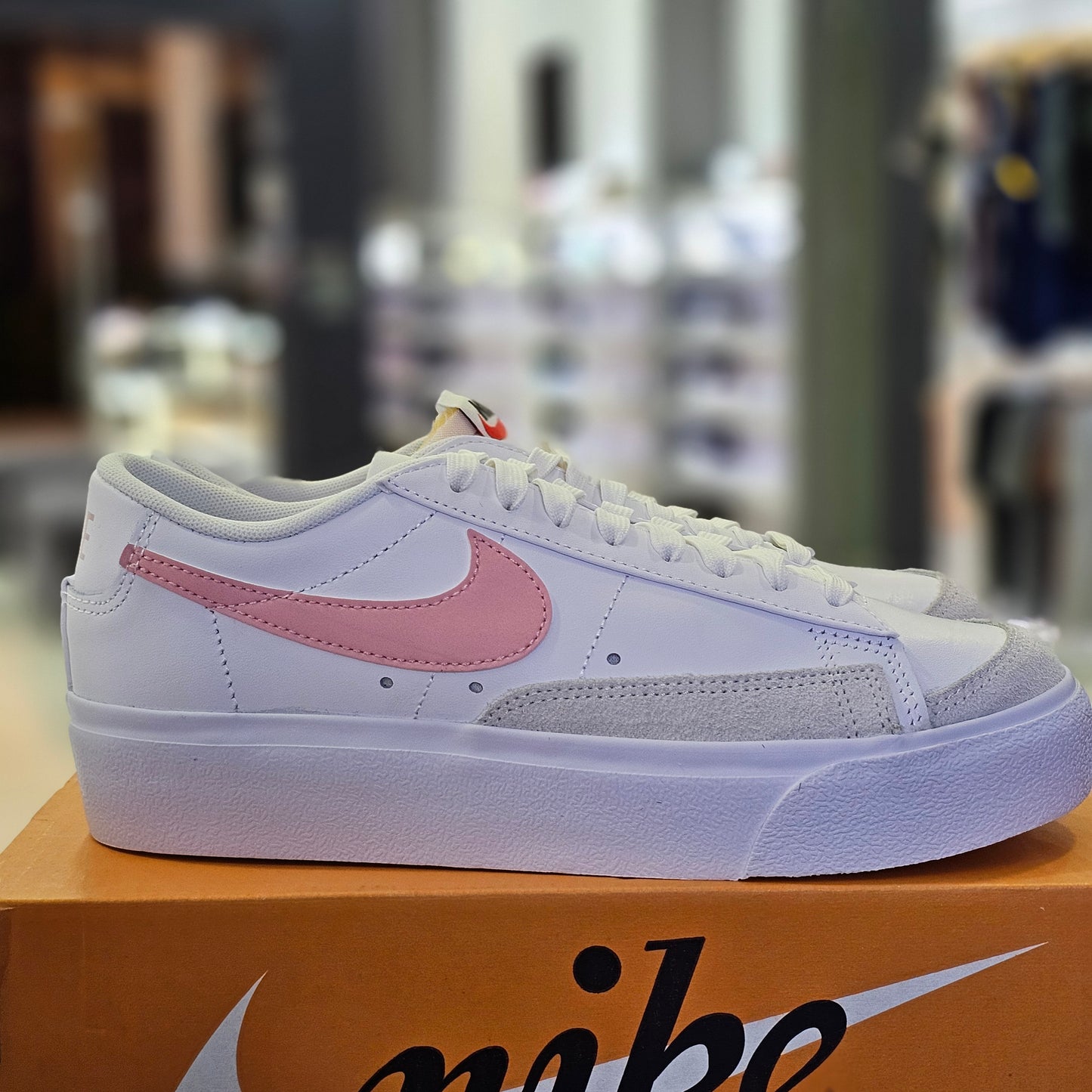 Blazer Low Platform Pink Glaze