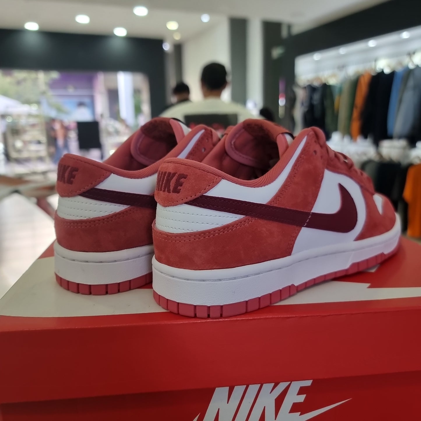 Dunk Low Valentine's Day 2024