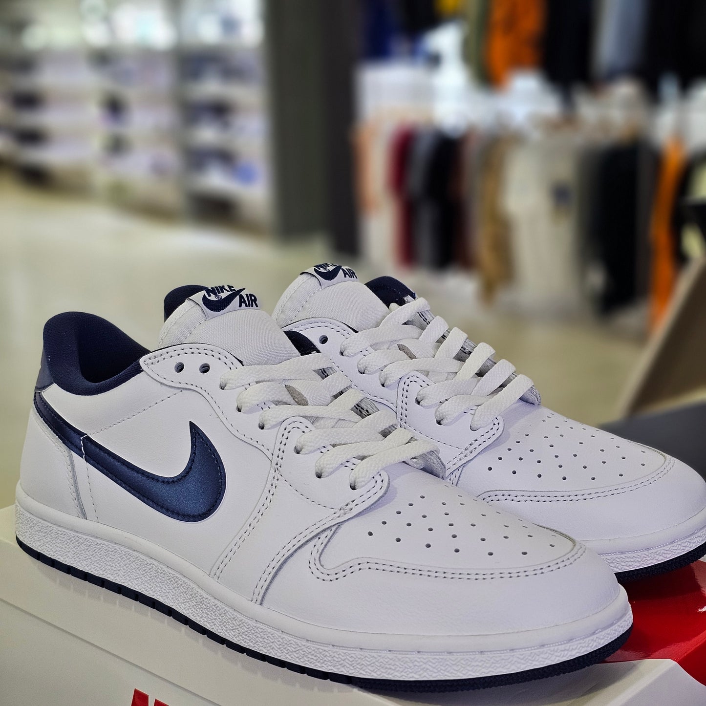 Jordan 1 Low 85 Metallic Navy