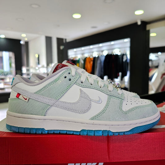 Dunk Low Year of the Dragon